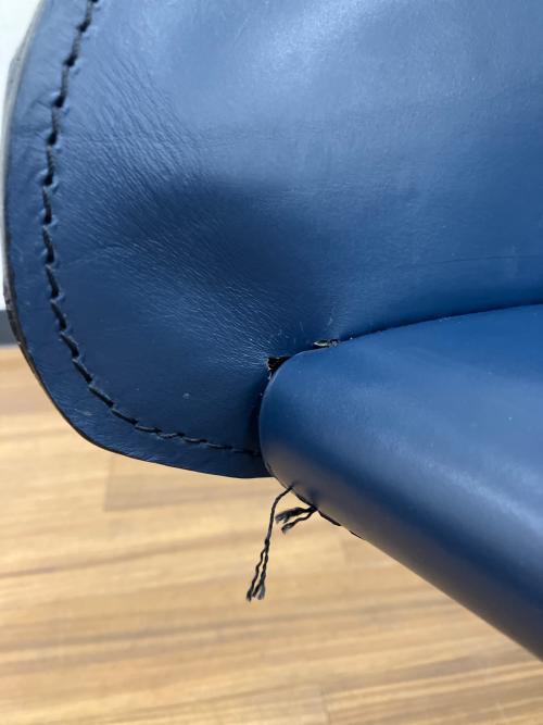 CASSINA IXC. (カッシーナ イクスシー) ラウンジアームチェアー 423 CAB LOUNGE