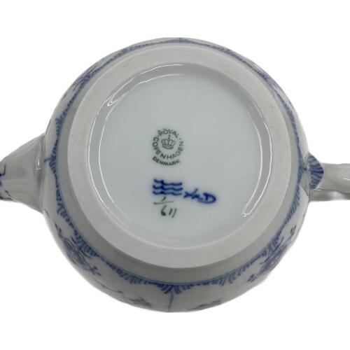 ROYAL COPENHAGEN (ロイヤル・コペンハーゲン) ティーポット ブルーフルーテッド・ハーフレース