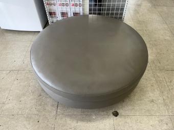 Minotti（ミノッティ） ラウンドスツール グレー　denny