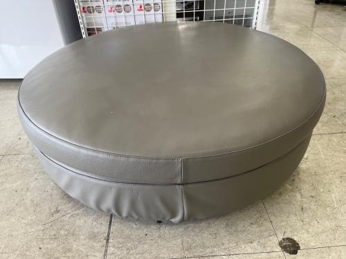 Minotti（ミノッティ） ラウンドスツール グレー　denny