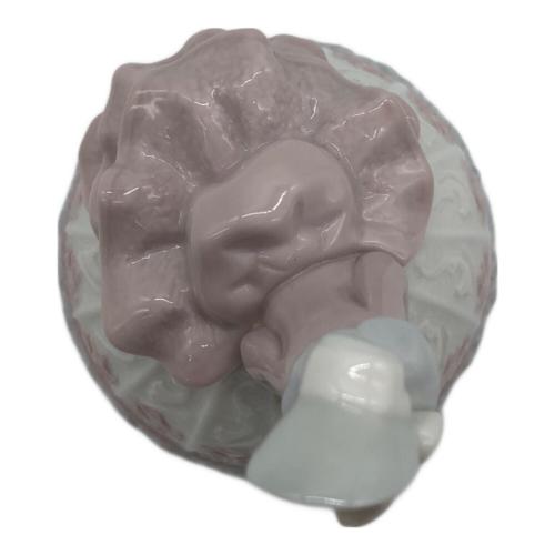 LLADRO (リヤドロ) フィギュリン 冬の鐘 経年劣化の変色あり