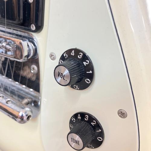 ARIA (アリア) エレキギター The Ventures Model 40th anniversary