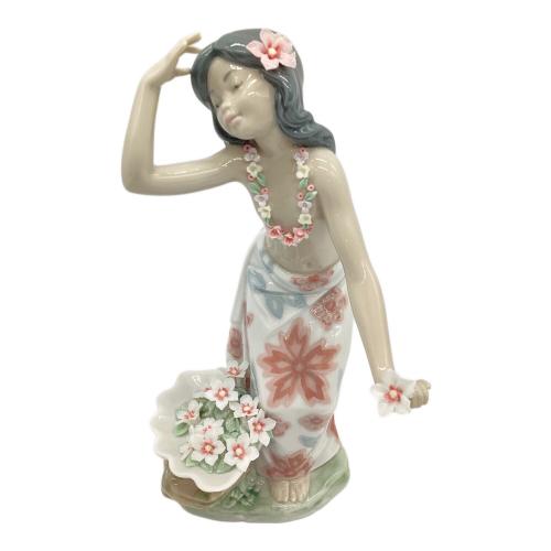LLADRO (リヤドロ) フィギュリン アロハ