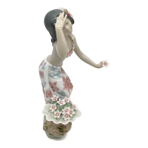 LLADRO (リヤドロ) フィギュリン アロハ