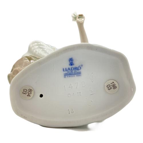 LLADRO (リヤドロ) フィギュリン アロハ