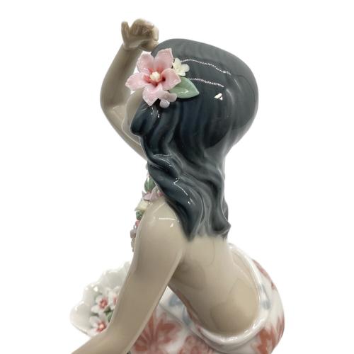 LLADRO (リヤドロ) フィギュリン アロハ