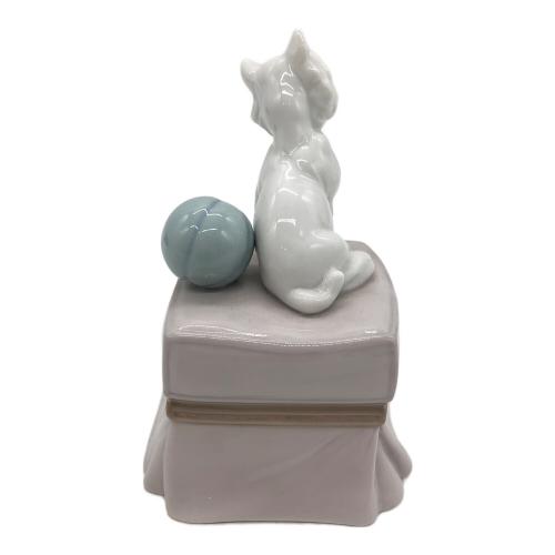 LLADRO (リヤドロ) フィギュリン 犬