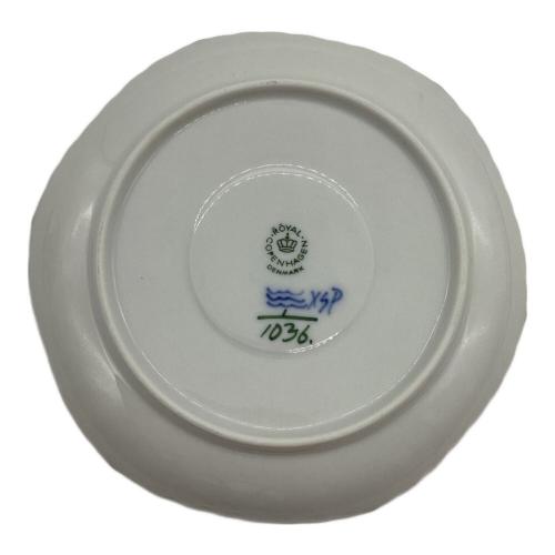 ROYAL COPENHAGEN (ロイヤル・コペンハーゲン) カップ&ソーサー ブルーフルーテッド・フルレース