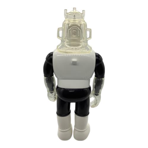 SECRET BASE (シークレットベース) ソフビフィギュア H-0249 Type-White