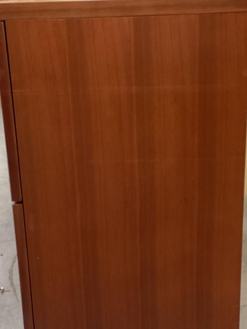 キャビネット（サイドボード） ブラウン