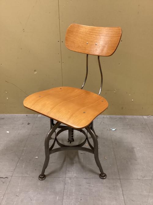 Northern Ohio Industrial (ノーザンオハイオインダストリアル) トレドチェア