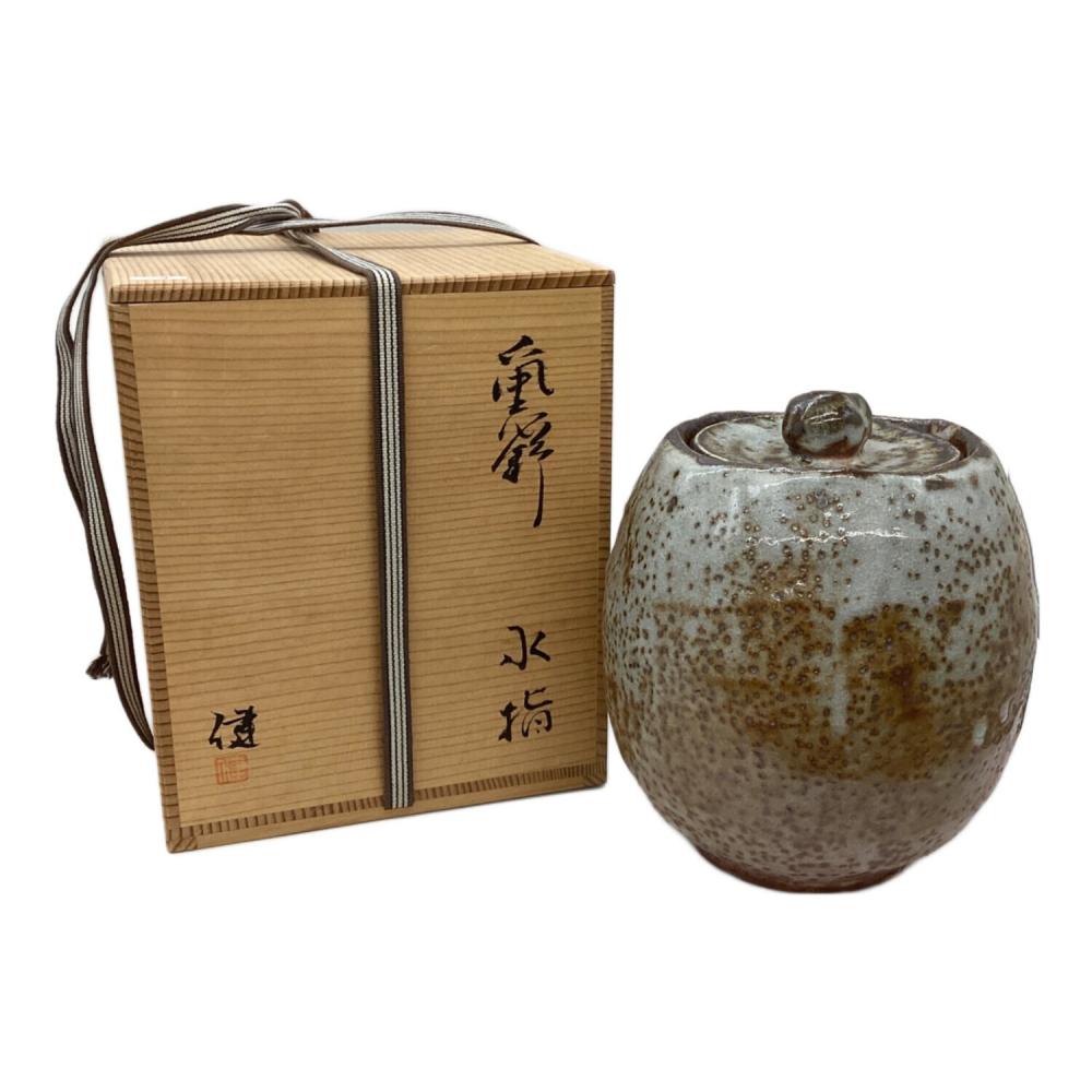 美濃焼 (ミノヤキ) 鼠志野 水指 陶器 加藤健｜トレファクONLINE