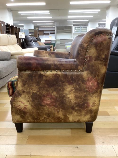 スタッズ1人掛けソファー ブラウン