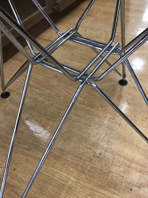 ワイヤーチェア クッション付