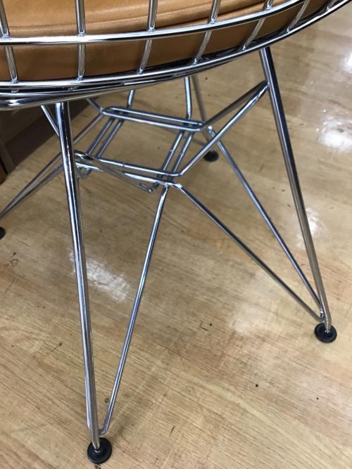 ワイヤーチェア クッション付