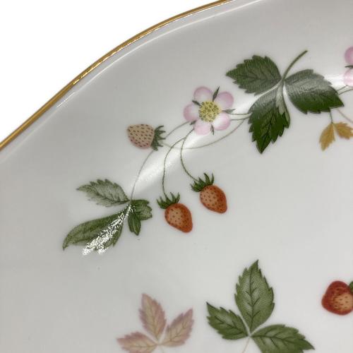 Wedgwood (ウェッジウッド) オーバルディッシュ ワイルドストロベリー