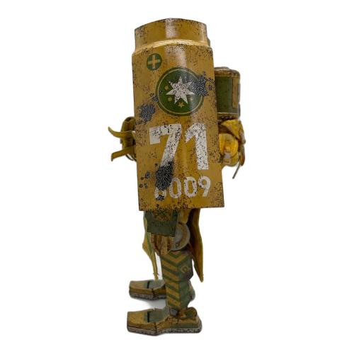 CAESAR (シーザー) 1/12th scale World War Robot フィギュア