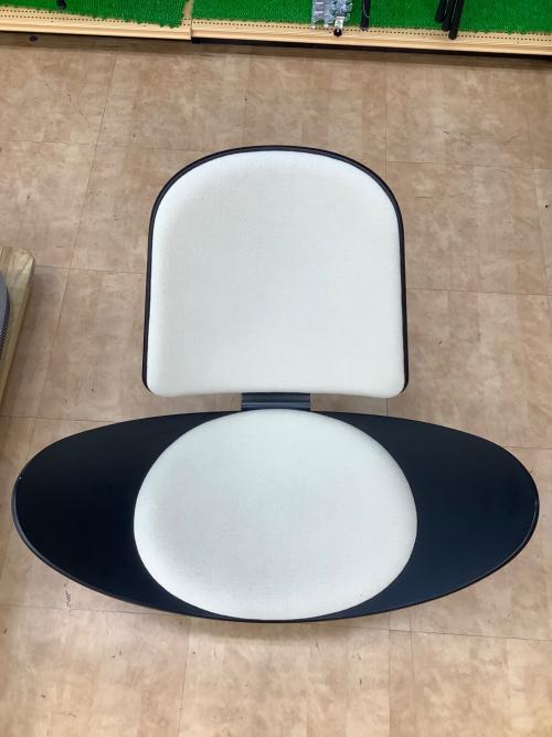 Carl Hansen&Son (カールハンセンアンドサン) シェルチェア ブラック×ホワイト