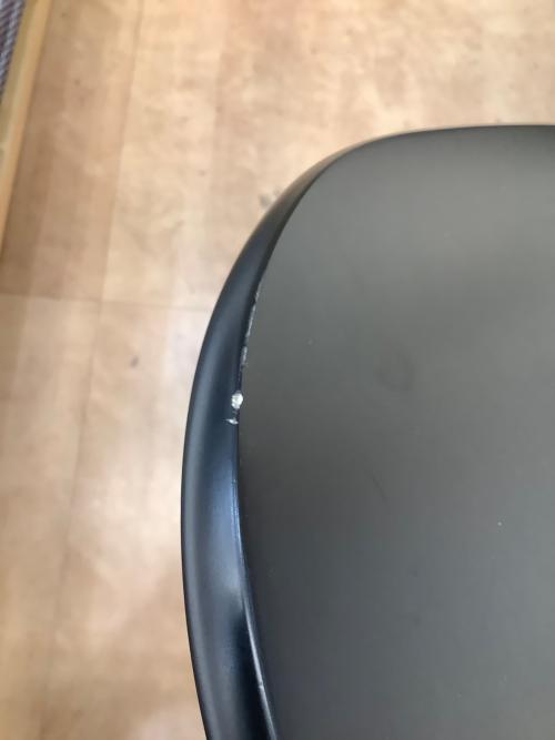 Carl Hansen&Son (カールハンセンアンドサン) シェルチェア ブラック×ホワイト