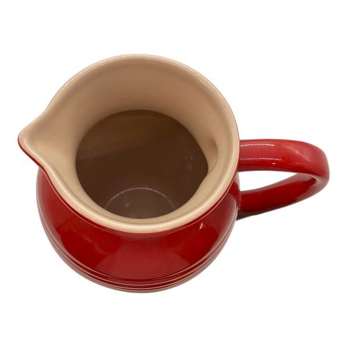 LE CREUSET (ルクルーゼ) ピッチャー レッド