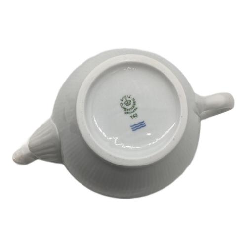 ROYAL COPENHAGEN (ロイヤル・コペンハーゲン) ティーポット 143 USED ホワイトフルーテッド・ハーフレース