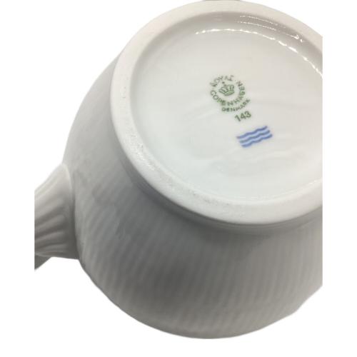 ROYAL COPENHAGEN (ロイヤル・コペンハーゲン) ティーポット 143 USED ホワイトフルーテッド・ハーフレース