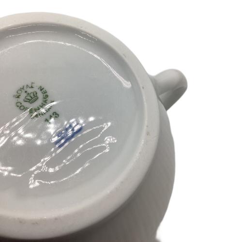 ROYAL COPENHAGEN (ロイヤル・コペンハーゲン) ティーポット 143 USED ホワイトフルーテッド・ハーフレース