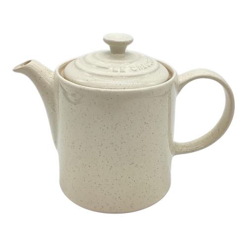 LE CREUSET (ルクルーゼ) グランドティーポット ▲
