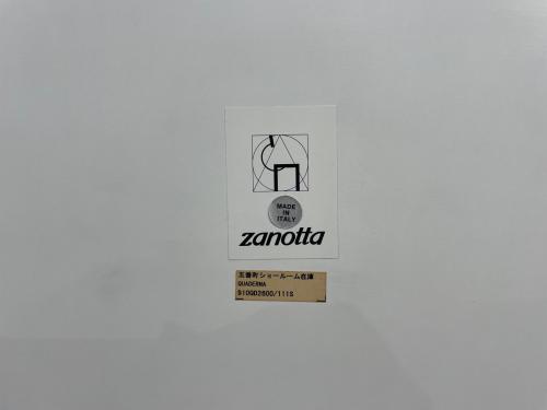zanotta (ザノッタ) ダイニングテーブル