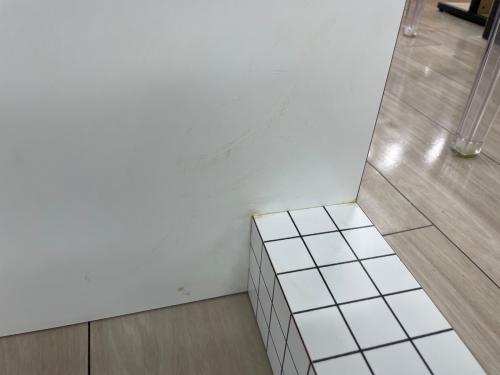 zanotta (ザノッタ) ダイニングテーブル