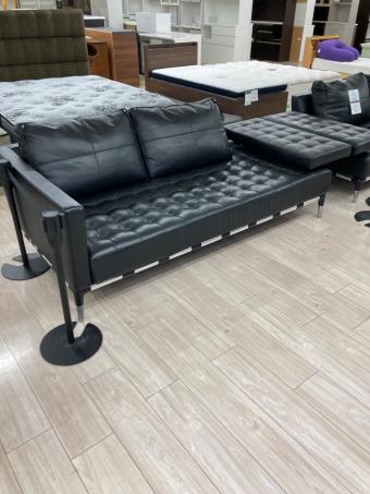 CASSINA (カッシーナ) 2人掛けワイドソファー 241-32 右ホリゾンタル 左ナロウアーム ブラック PRIVE