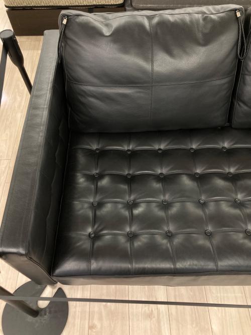 CASSINA (カッシーナ) 2人掛けワイドソファー 241-32 右ホリゾンタル 左ナロウアーム ブラック PRIVE