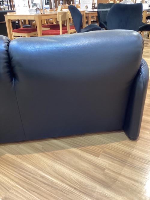 CASSINA (カッシーナ) 3人掛けソファー ブラック MARALUNGA