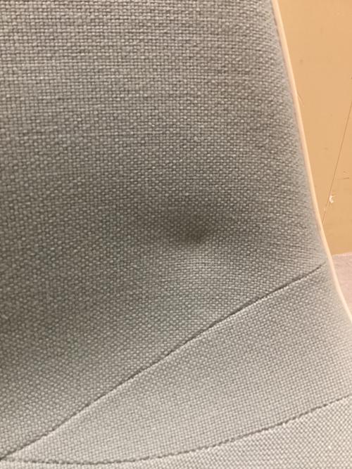Herman Miller (ハーマンミラー) シェルチェア (1980～1993) スカイブルー 4thジェネレーション