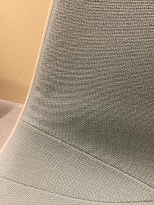 Herman Miller (ハーマンミラー) シェルチェア (1980～1993) スカイブルー 4thジェネレーション