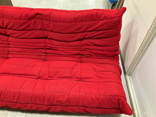 ligne roset (リーンロゼ) 3人掛けソファー レッド TOGO/トーゴ