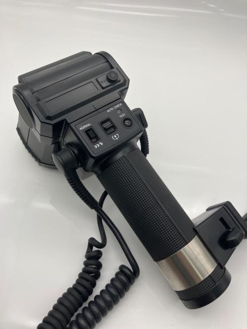 CONTAX (コンタックス) ストロボ 動作未確認 TLA480