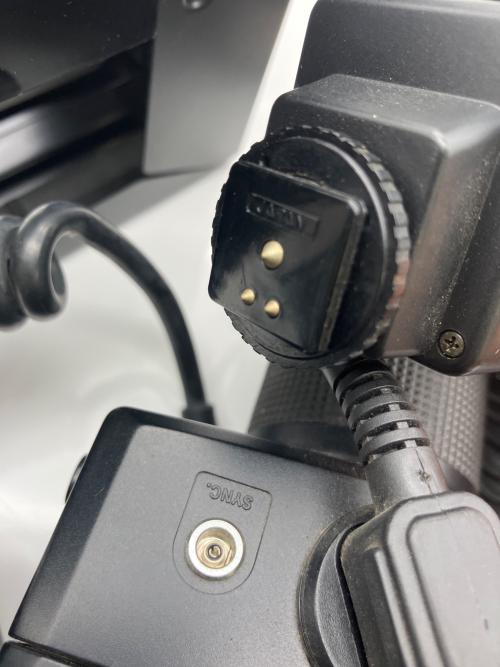 CONTAX (コンタックス) ストロボ 動作未確認 TLA480