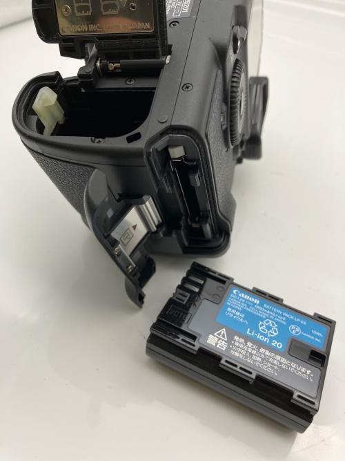 CANON (キヤノン) デジタル一眼レフカメラ EOS 5D Mark II -