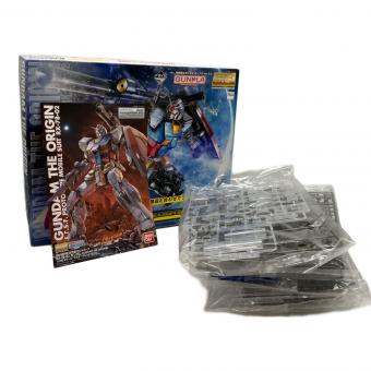 BANDAI (バンダイ) MG RX-78-02ガンダム ソリッドクリア/リバース ガンプラ