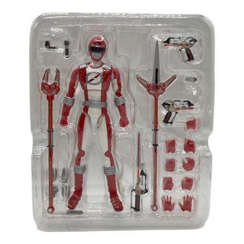 BANDAI (バンダイ) S.H.Figuarts 轟轟戦隊ボウケンジャー ボウケンレッド フィギュア