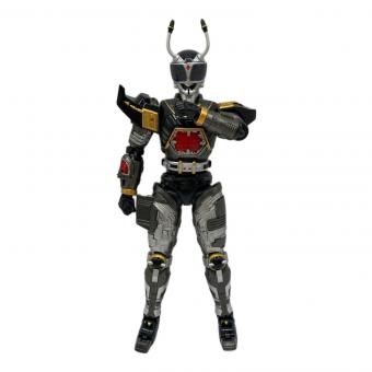 BANDAI (バンダイ) S.H.Figuarts 重甲ビーファイター BLACK BEET フィギュア