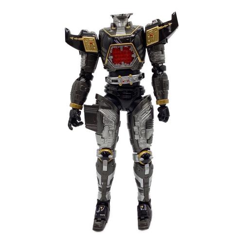 S.H.Figuarts (エス・エイチ・フィギュアーツ) ブラックビート