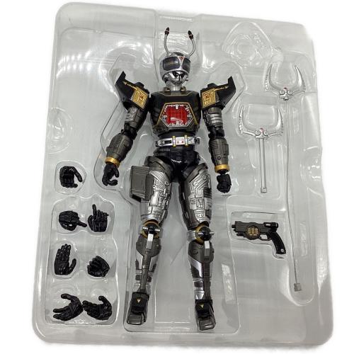 S.H.Figuarts (エス・エイチ・フィギュアーツ) ブラックビート