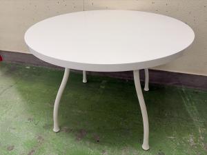 ligne roset (リーンロゼ) ダイニングテーブル ホワイト