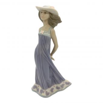 LLADRO (リヤドロ) 箱付きフィギュリン 少女スーザン