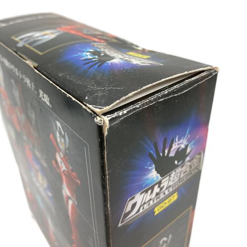 BANDAI (バンダイ) ウルトラマンタロウ フィギュア ウルトラ超合金 GD-97