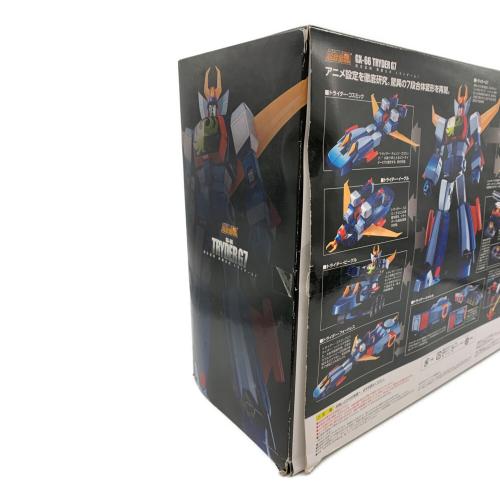 BANDAI (バンダイ) 無敵ロボ トライダーG7 GX-66 超合金魂