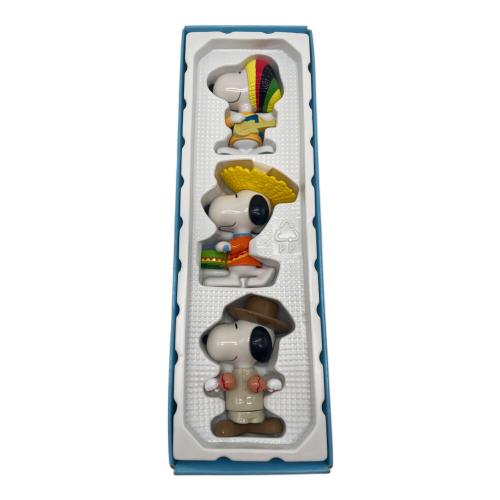 SNOOPY (スヌーピー) スヌーピー ワールドツアー2 キャラクターグッズ　マクドナルド　ハッピーセット　90ｓ