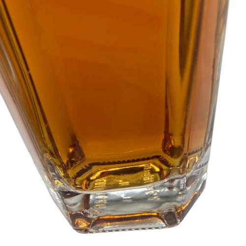 ジョニーウォーカー (Johnnie Walker) 18年 1000ml